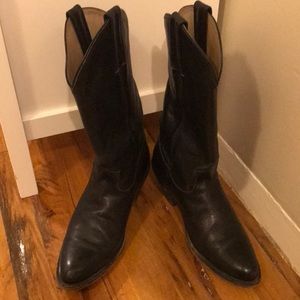 Men’s black vintage Frye cowboy boots 10.5D
